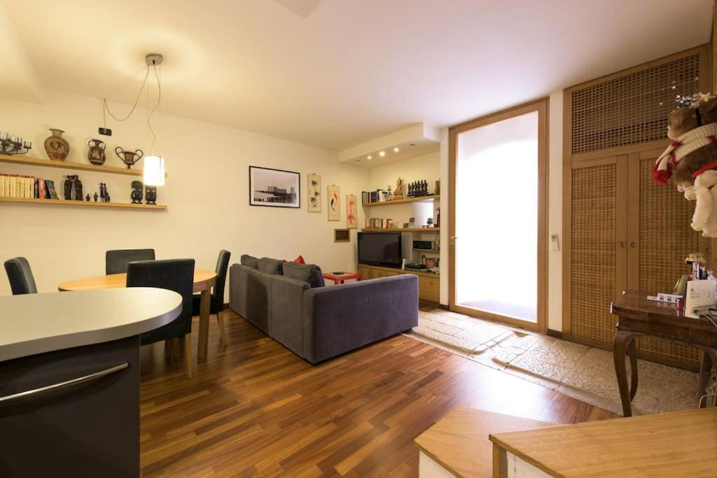 Traditional Apartment In Old City Bari Exteriör bild