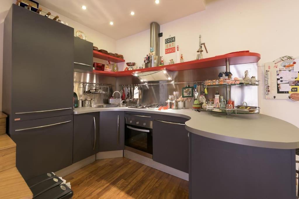 Traditional Apartment In Old City Bari Exteriör bild