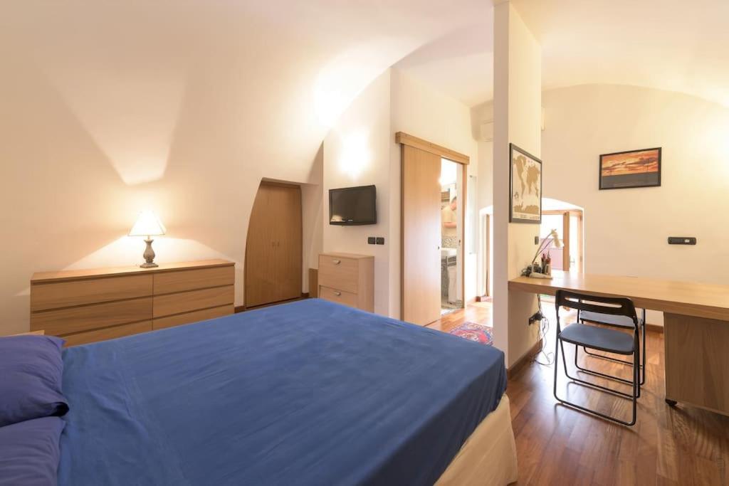 Traditional Apartment In Old City Bari Exteriör bild