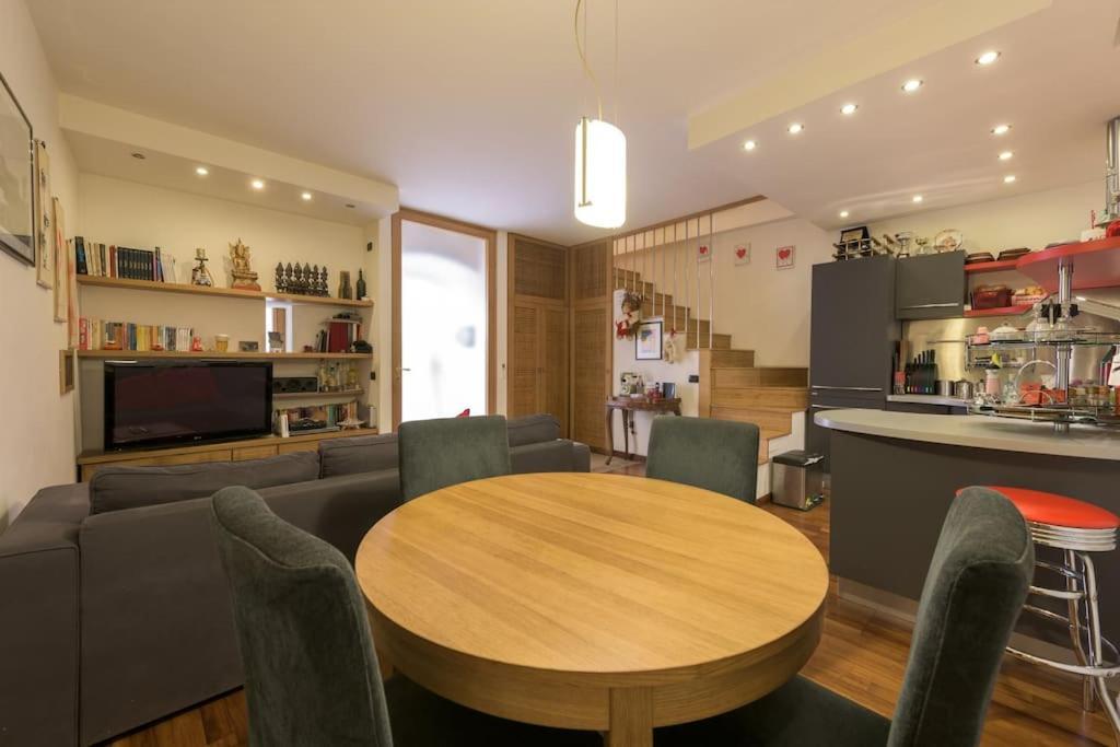 Traditional Apartment In Old City Bari Exteriör bild
