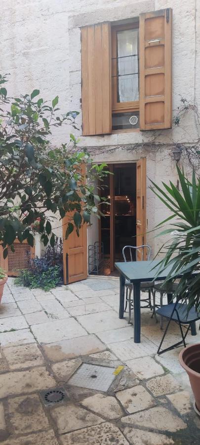 Traditional Apartment In Old City Bari Exteriör bild